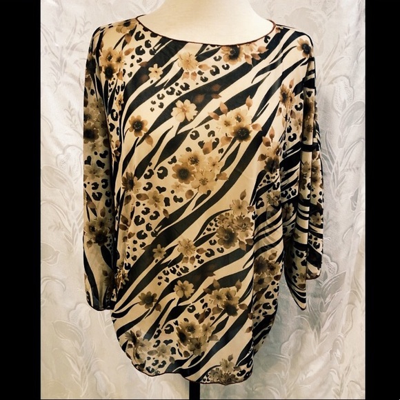 Brown and Tan Floral Print Top by Carolyn Strauss - Picture 3 of 3